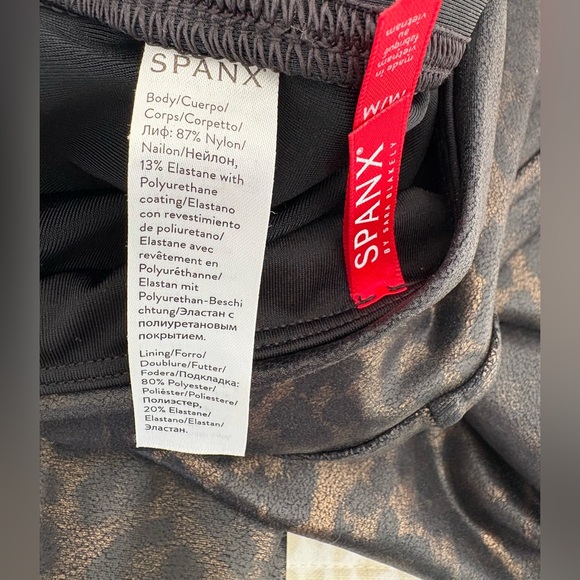 SPANX Luxe Faux Leather Leggings | Leopard Shine | Limited Edition | Size M - Picture 9 of 15